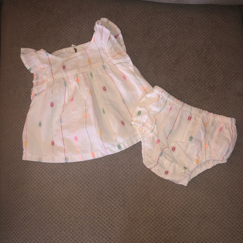 Old navy matching set 6-12 mo